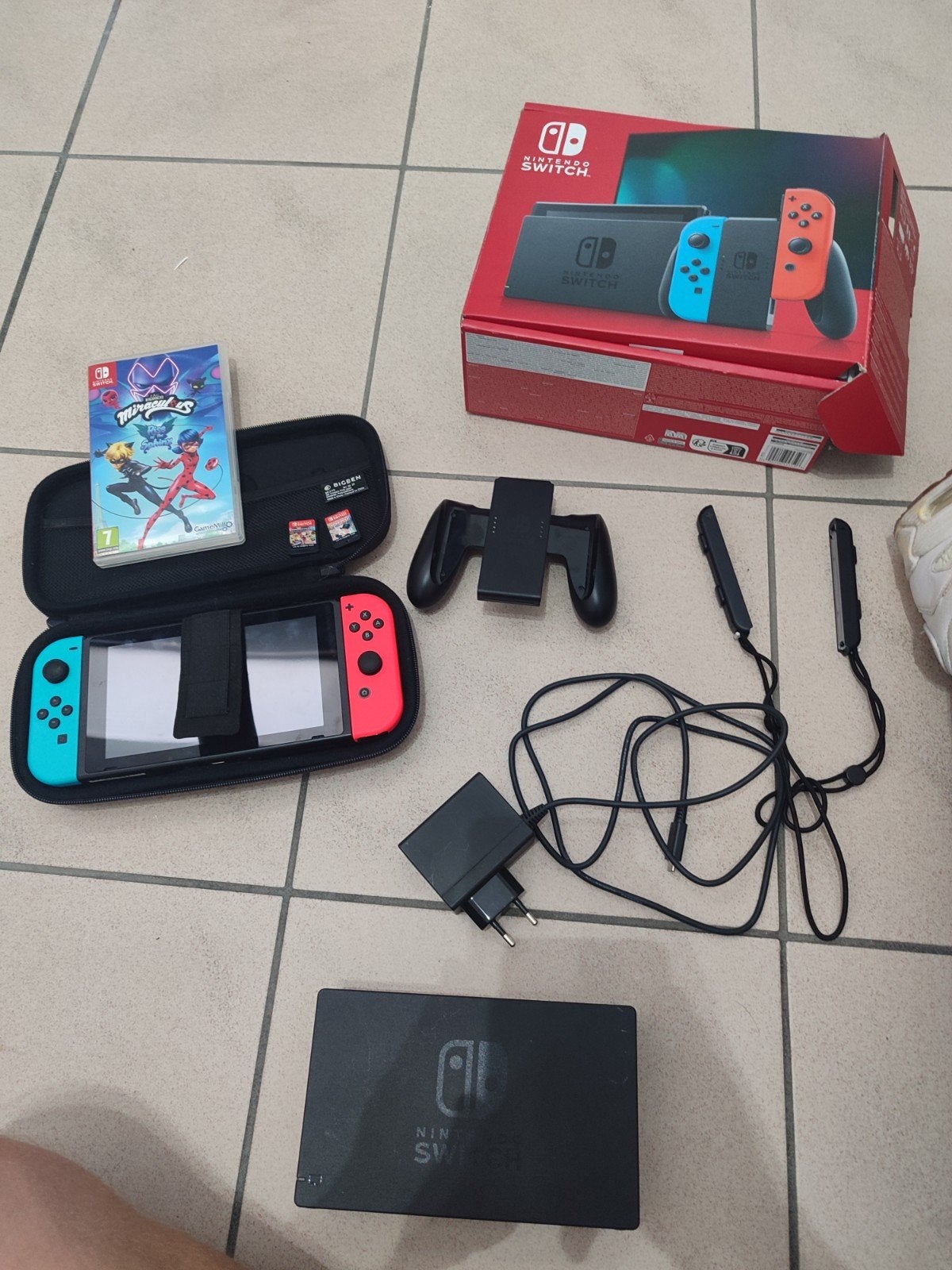 Nintendo Switch + 3 spelletjes, Ophalen