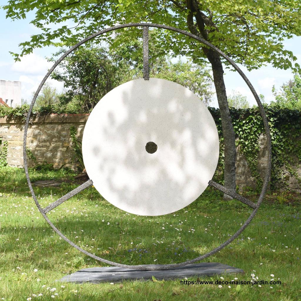 Sculpture en Métal et en Pierre - Statue Jardin, Jardin & Terrasse, Statues de jardin, Enlèvement ou Envoi, Comme neuf, Métal