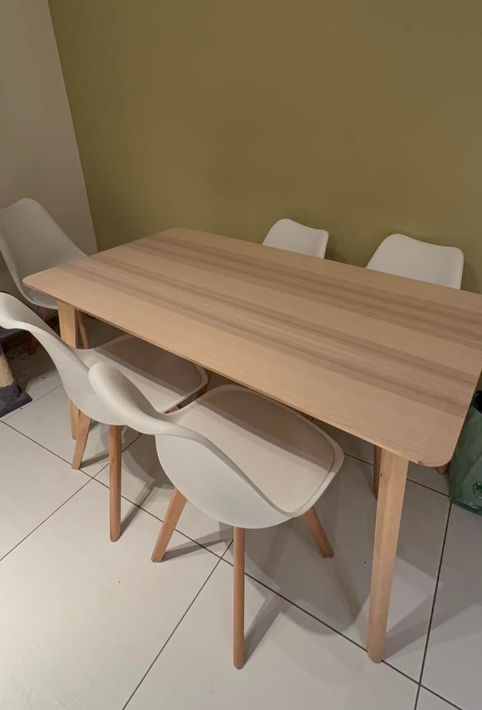 IKEA eettafel - zo goed als nieuw, Huis en Inrichting, Tafels | Eettafels, Ophalen, Zo goed als nieuw