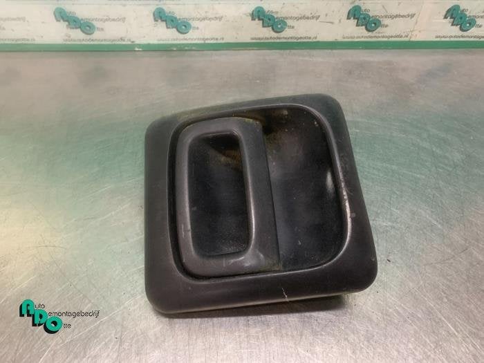 Poignée portière arrière camionnette d'un Peugeot Boxer (, -, 3 mois de garantie, Utilisé, -