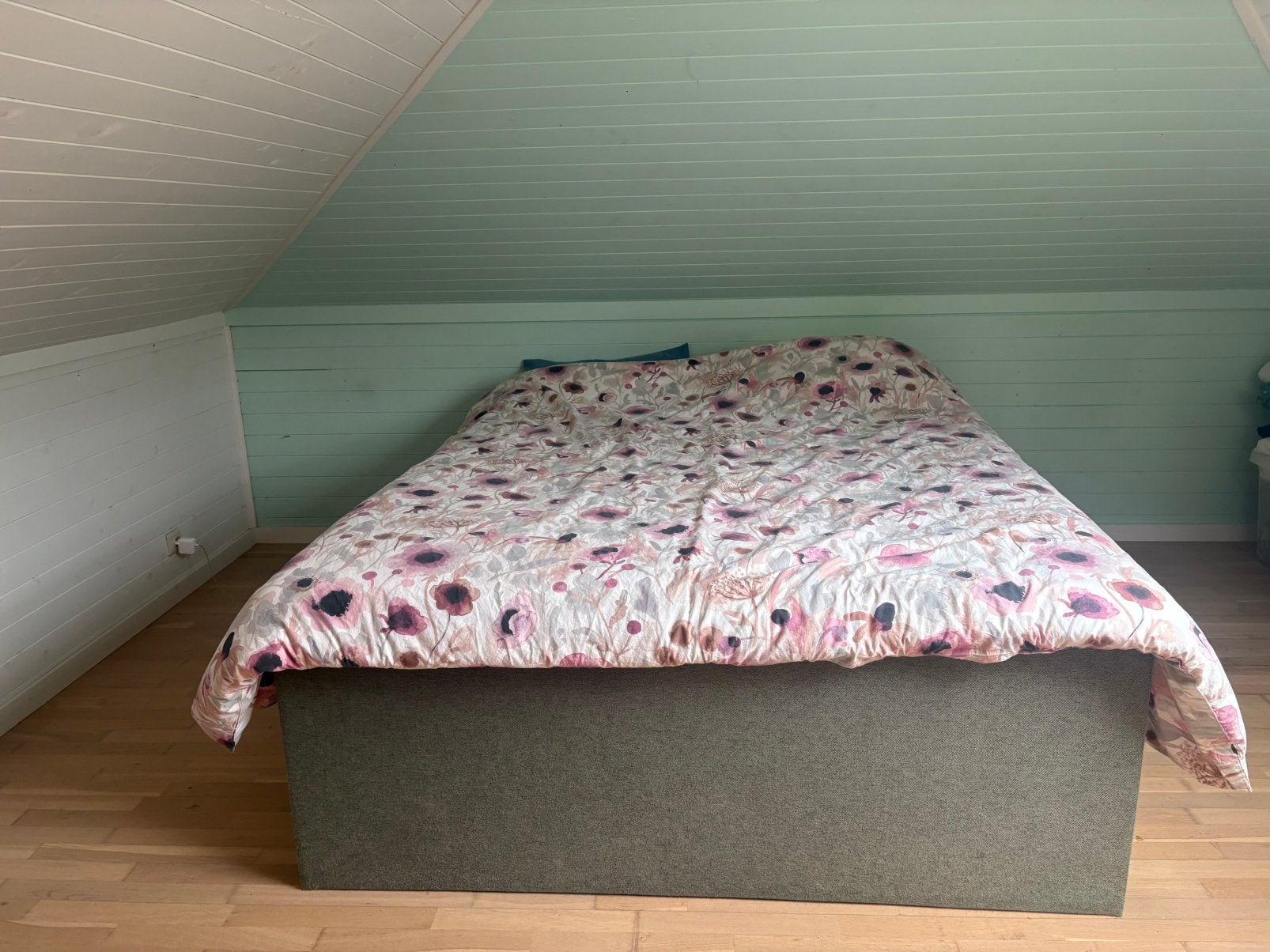 Boxspring, Enlèvement, Comme neuf