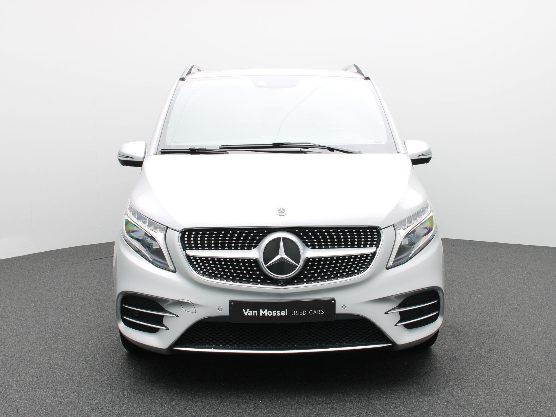 Mercedes-Benz V-Klasse 250d L2 AMG LINE + DUBBEL CAB + LEDER, Autos, Argent ou Gris, Euro 6, Entreprise, 2000 kg