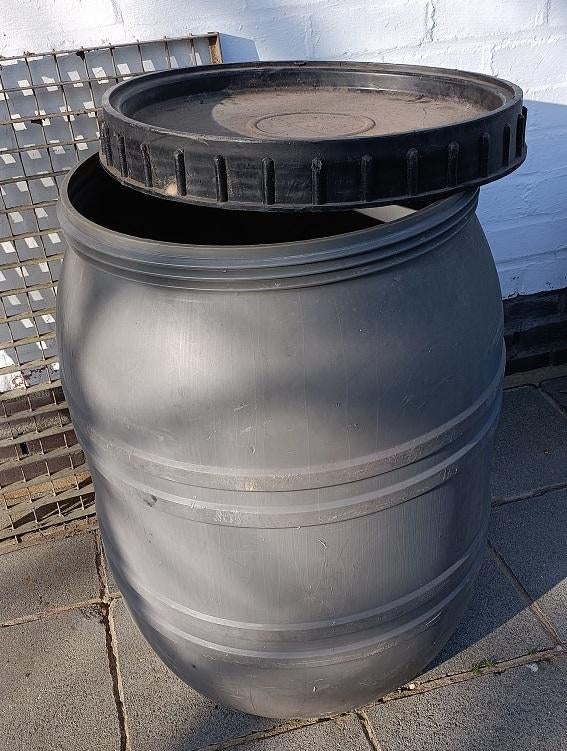 tonneau récupération eau, Jardin & Terrasse, Barils de pluie, 75 à 150 litres, Enlèvement, Utilisé, Synthétique