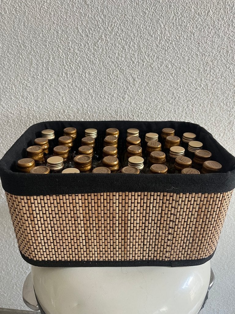te koop zeer unieke set whisky miniaturen, Verzamelen, Ophalen of Verzenden, Nieuw, Overige typen, Vol