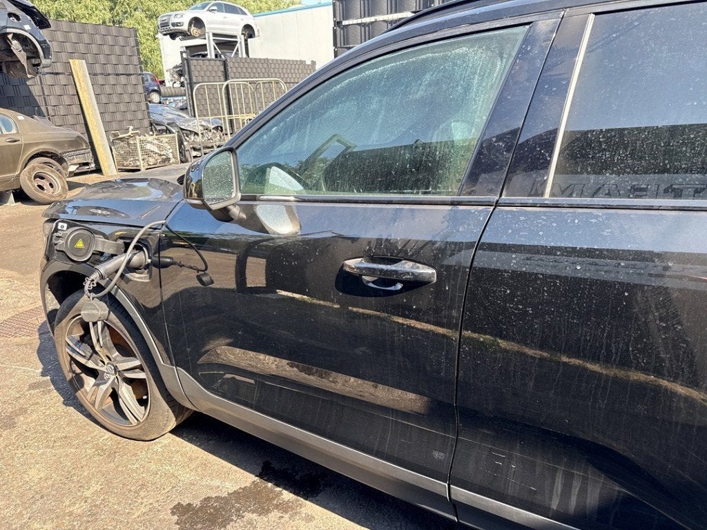 PORTIER LINKS VOOR XC40 (XZ) (|32399004|31479738|32351574|), Gebruikt, Deur, Info@volvocars.com, Voor