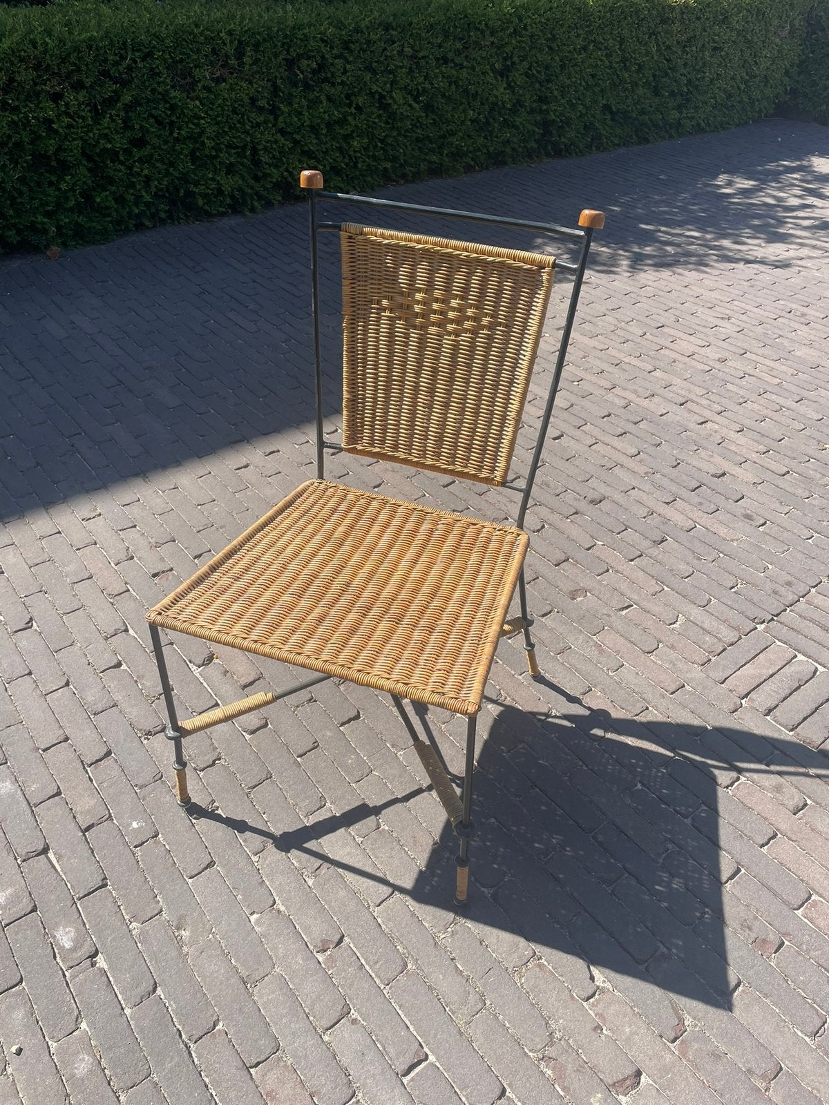 4 tuinstoelen waarvan 2 zonder en 2 met armleuning, Tuin en Terras, Ophalen, Gebruikt