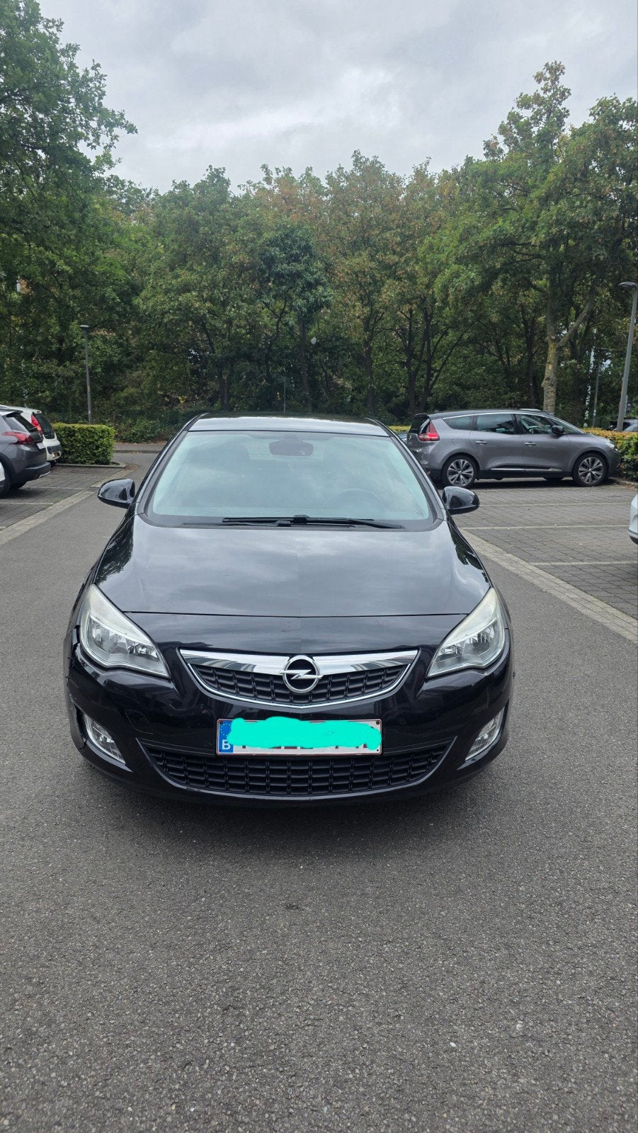 Opel Astra 

Equipment line

1.7 CDTI ECOTEC Enjoy, Auto's, Voorwielaandrijving, Euro 5, 4 cilinders, 1686 cc