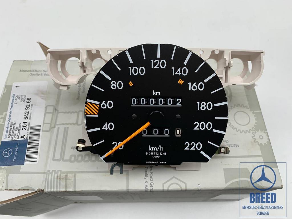 NOS Kilometerteller voor Mercedes-Benz W201 190E 2.0, -, Nieuw, Ophalen of Verzenden, -