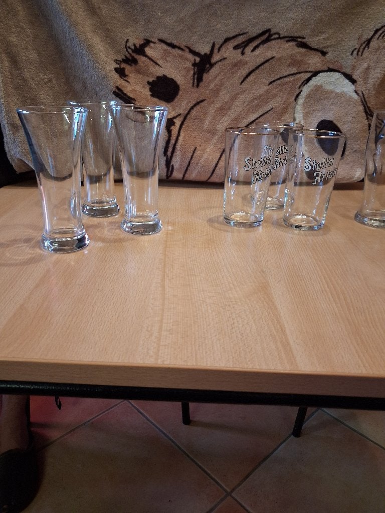 Bierglazen, Ophalen