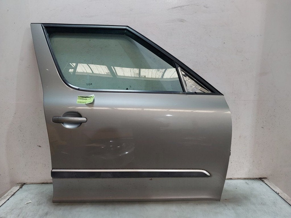 PORTIER RECHTS VOOR Skoda Yeti (5LAC) (|5L0831056|), Dhr. J. Ham, Gebruikt, Deur, Administratie@autoham.nl