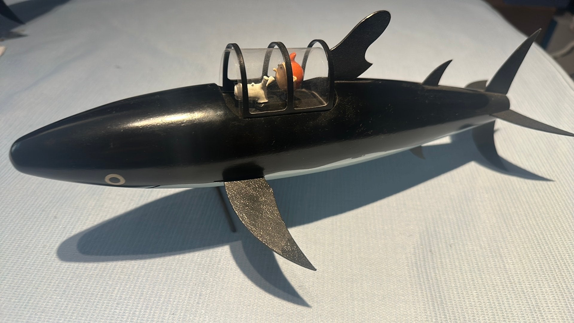 Sous-marin requin, Enlèvement ou Envoi, Tintin, Comme neuf, Statue ou Figurine