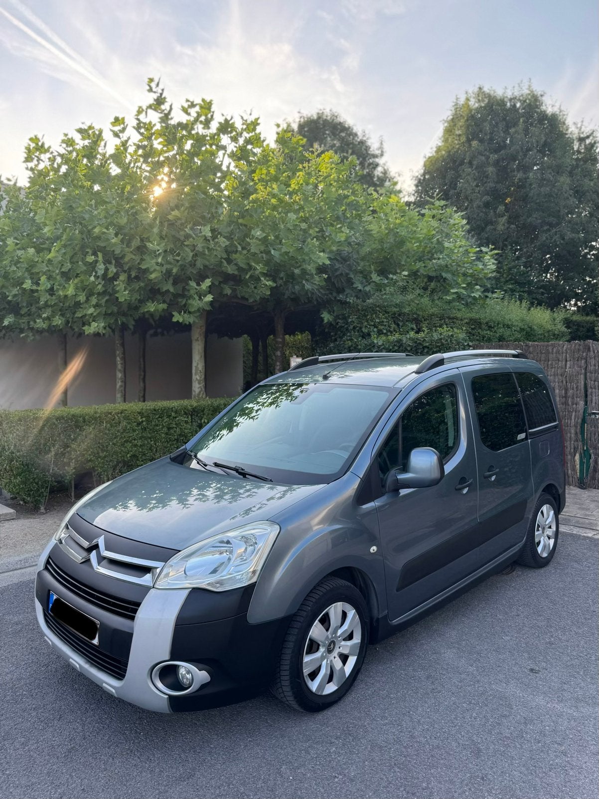 Citroen Berlingo 1.6HDI XTR 2011 Euro 5 Gekeurd voor verkoop, Autos, Achat, Boîte manuelle, Autre carrosserie, 5 portes