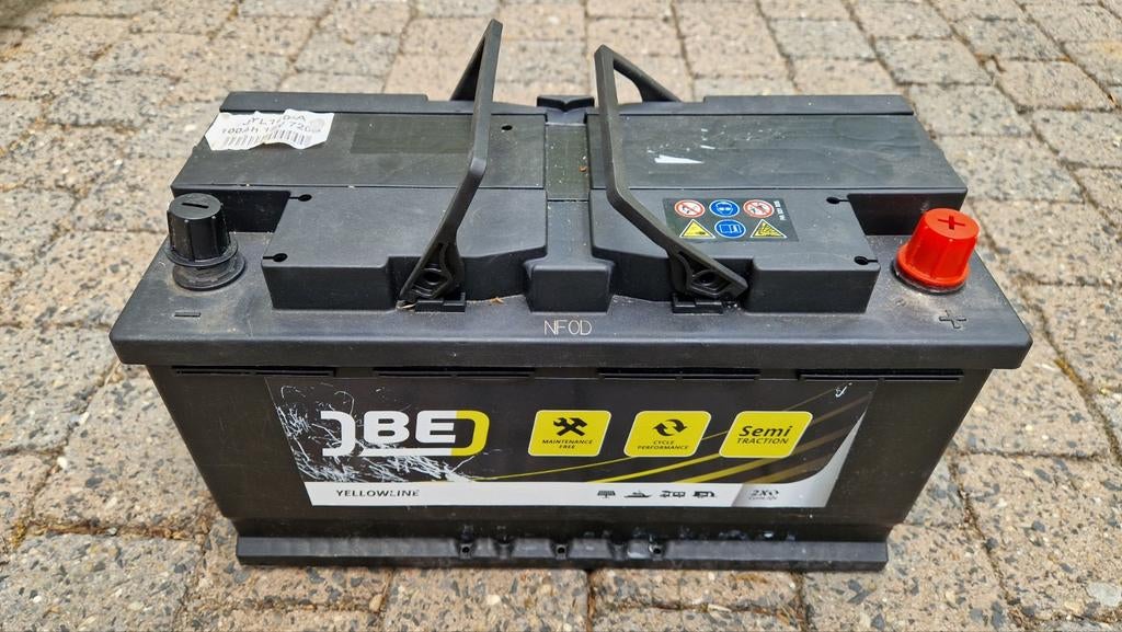Recente batterij 100 Ah 720A, 2 stuks beschikbaar, Auto-onderdelen, Accu's en Toebehoren, Ophalen