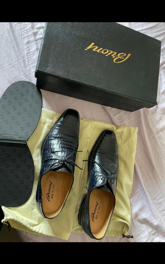 Schoenen 43 Brioni, Ophalen of Verzenden, Zo goed als nieuw