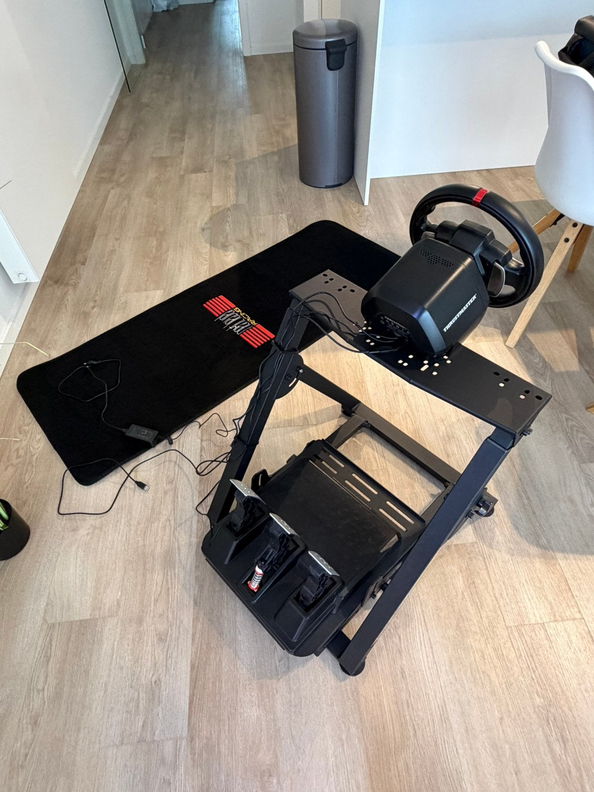 Thrustmaster T248 + T3PM + Racing Wheel Stand Lite, Games en Spelcomputers, Ophalen, Zo goed als nieuw, Stuurtje of Sportattribuut