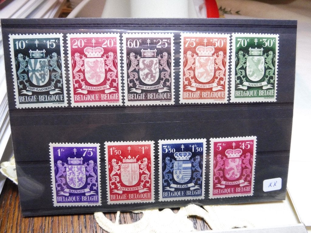 België Deel 5 (3005/02), Spoor van plakker, Ophalen of Verzenden, Zonder stempel, Postfris