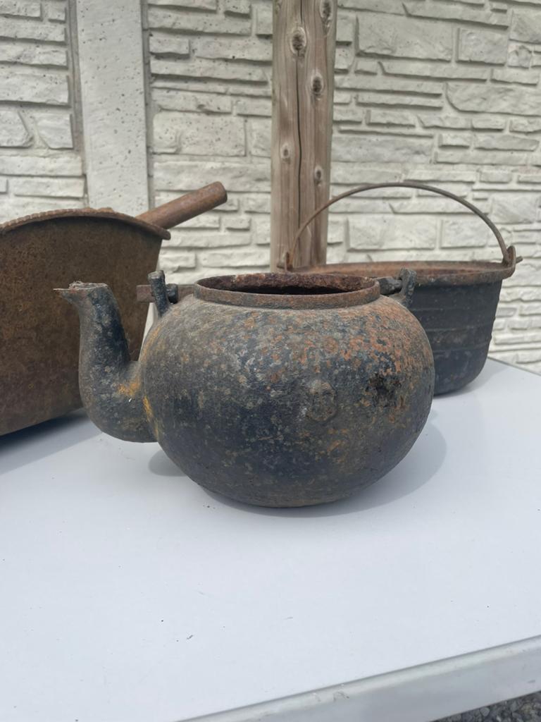 Set gietijzeren potten, Tuin en Terras, Ophalen, Zo goed als nieuw