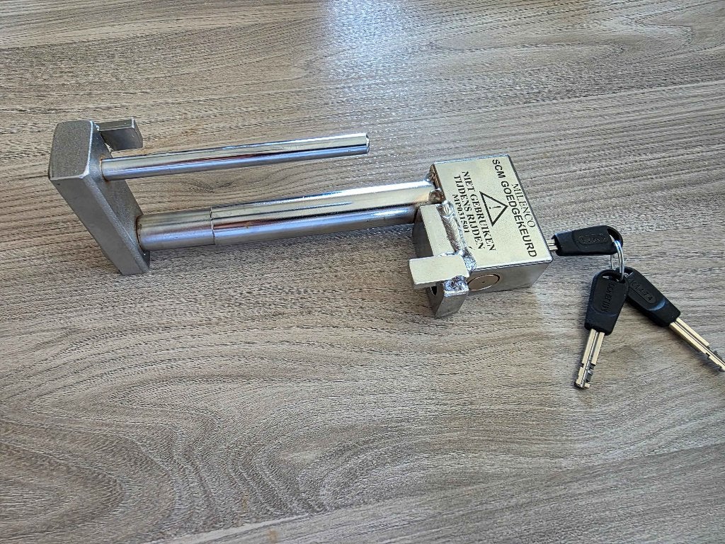 Antivol MILENCO COMPACT pour attelage KNOTT, Caravanes & Camping, Enlèvement, Comme neuf