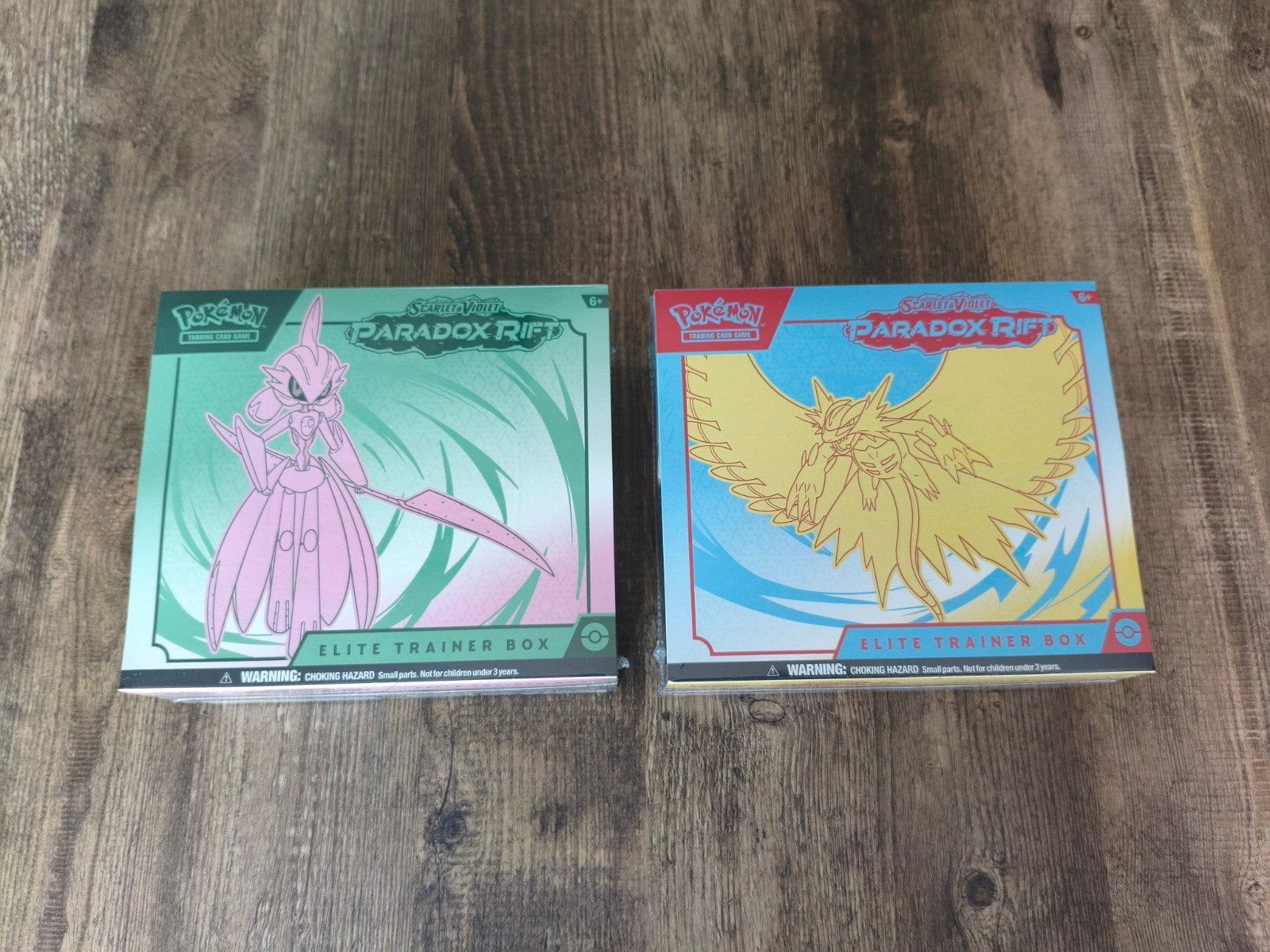 2 paradox rift elite trainer boxen ETB, Ophalen of Verzenden