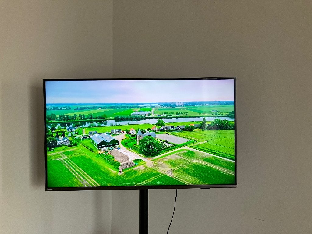 Philips "The One" 43", Philips, LED, 120 Hz, Comme neuf