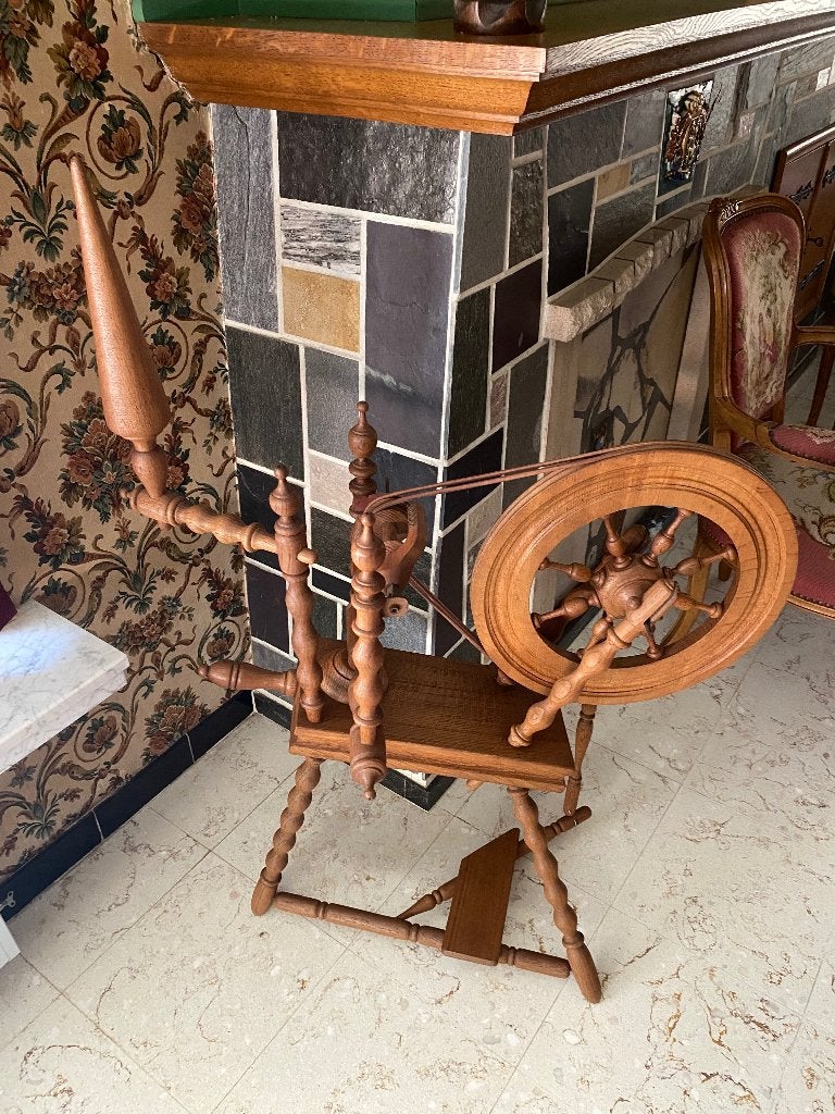 Handgemaakt spinnewiel uit de jaren ‘70, Hobby en Vrije tijd, Spinnewielen en Spinnen, Ophalen, Nieuw, Spinnewiel