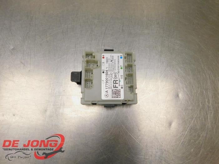 Module verrouillage central des portes d'un Mercedes CLA, 3 mois de garantie, Utilisé, -, -