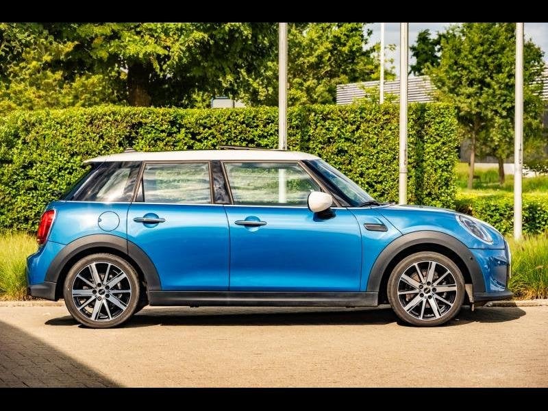 MINI Cooper Classic, Auto's, https://public.car-pass.be/vhr/97ab93a0-f5b3-423b-8e38-e0cb15c47026, 115 g/km, Bedrijf, 5 deurs