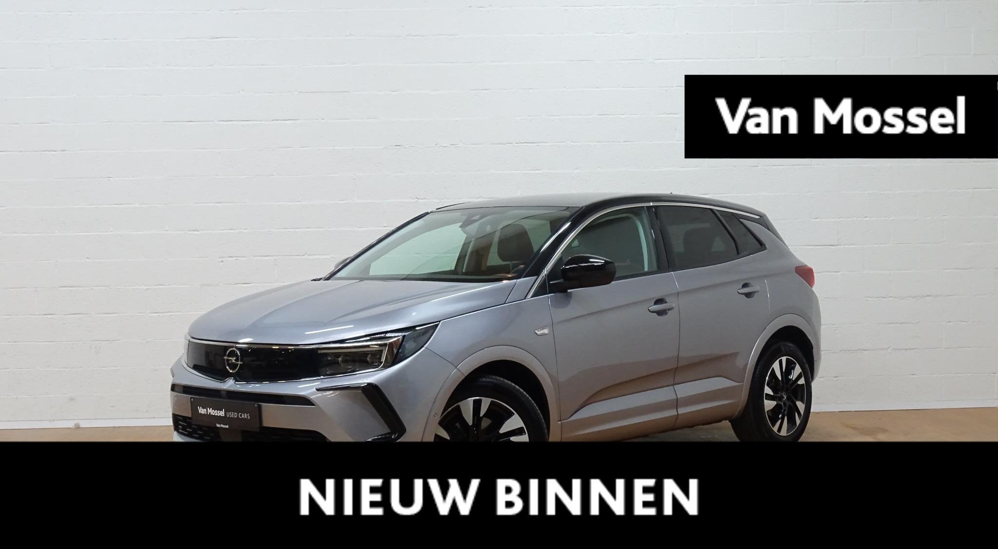 Opel Grandland 1.2 Turbo S/S AT8 Business Elegance, Auto's, Stof, Gebruikt, Zwart, https://public.car-pass.be/vhr/0fb5d548-5d28-4fe2-91c4-a619966c3009