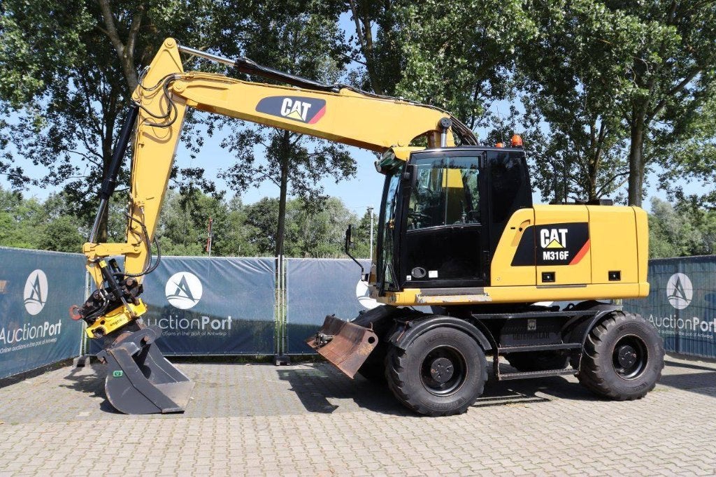 Veiling: Graafmachines en Wielladers, Zakelijke goederen, Machines en Bouw | Kranen en Graafmachines, Graafmachine, Ophalen