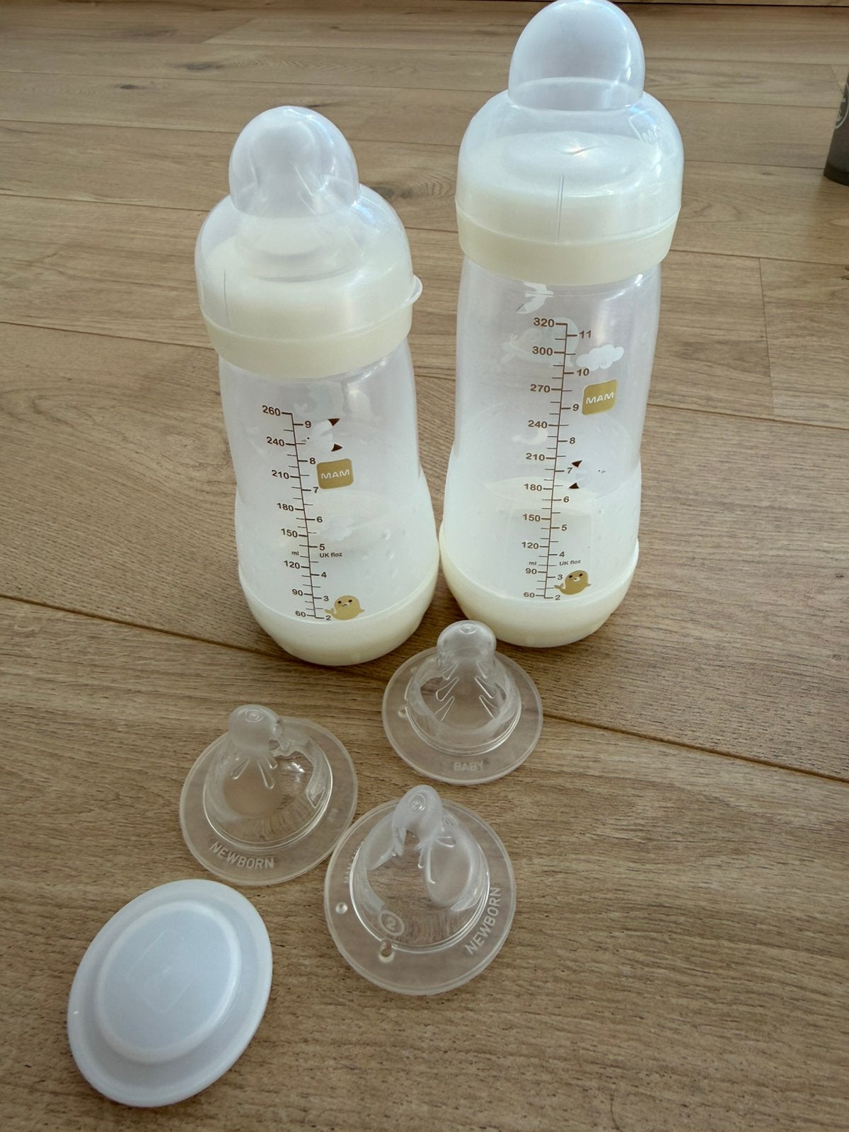 2 Mam flessen van 260 en 320 ml, Kinderen en Baby's, Ophalen of Verzenden, Nieuw, Overige typen