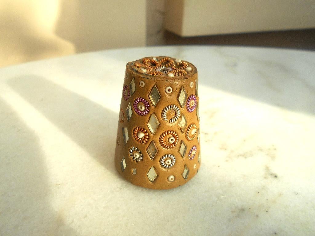 joli support indien pour batonnets d'encens, Maison & Meubles, Accessoires pour la Maison | Bougeoirs & Bougies, Enlèvement ou Envoi