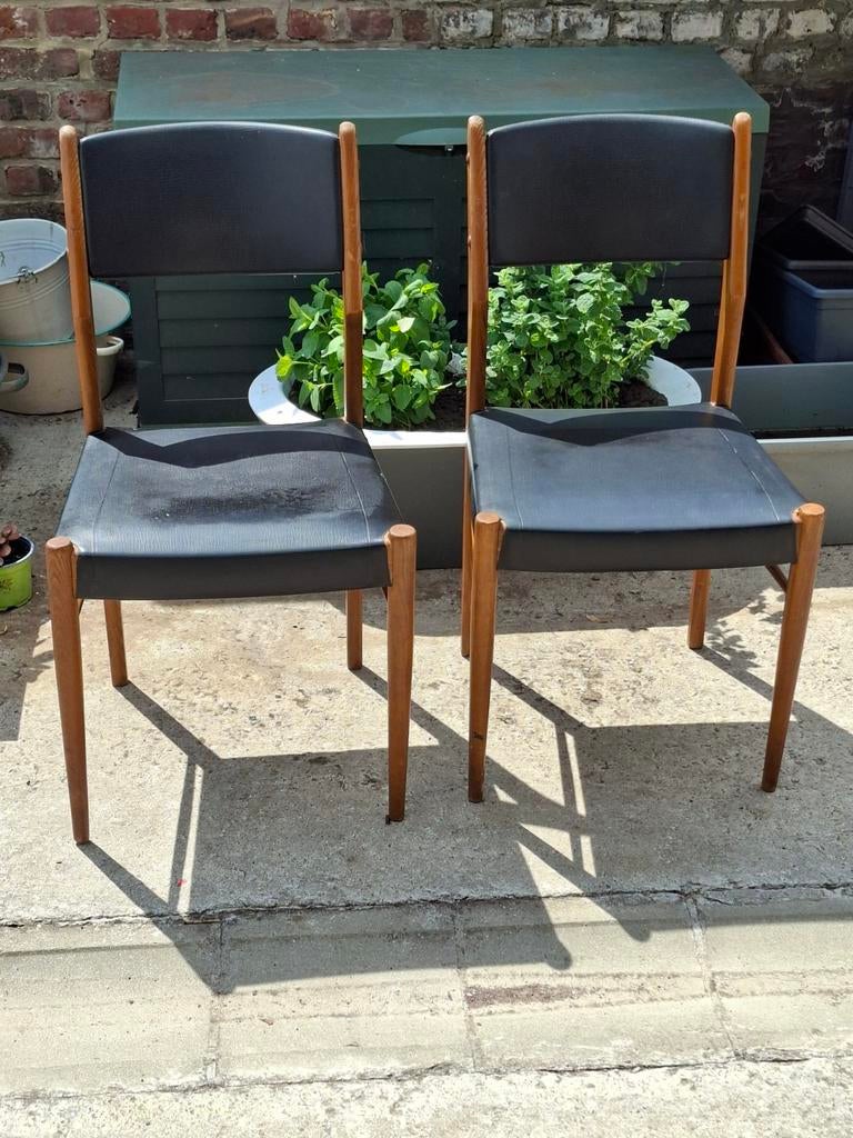 Paar vintage stoelen uit de jaren zeventig, Huis en Inrichting, Ophalen, Zwart