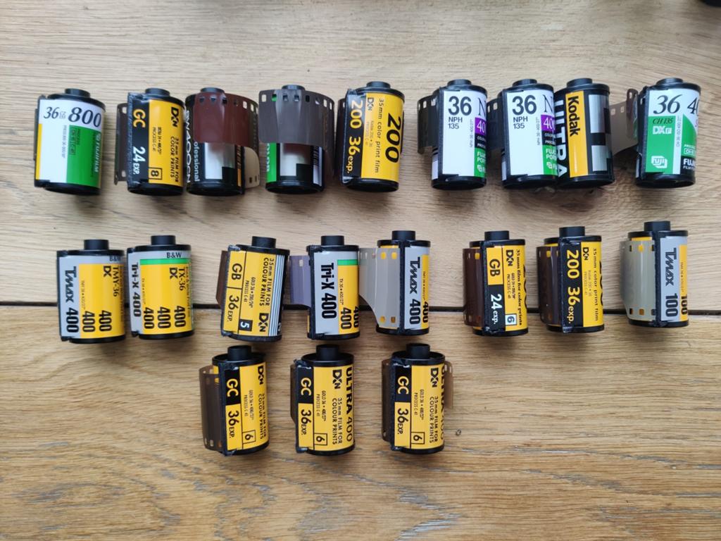 20 vervallen 35mm filmrolletjes, Audio, Tv en Foto, Fotocamera's Analoog, Ophalen of Verzenden, Gebruikt