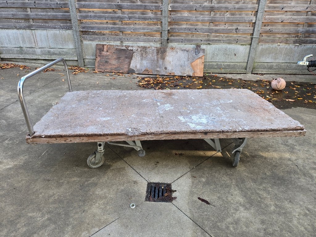 werktafel mobiel, Doe-het-zelf en Bouw, Ophalen, Gebruikt, 70 tot 120 cm