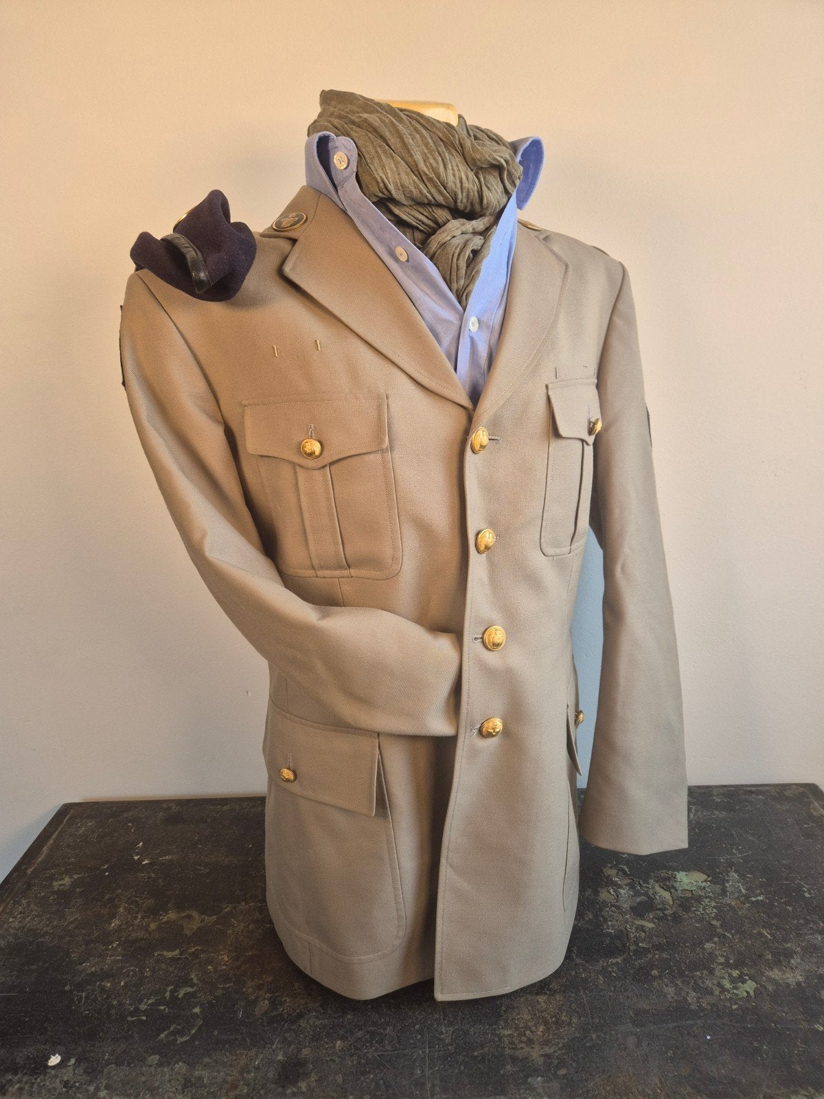 Origineel Frans Militaire Vest Genie (5e RG) + Baret Maat L, Verzamelen, Ophalen of Verzenden, Landmacht, Kleding of Schoenen