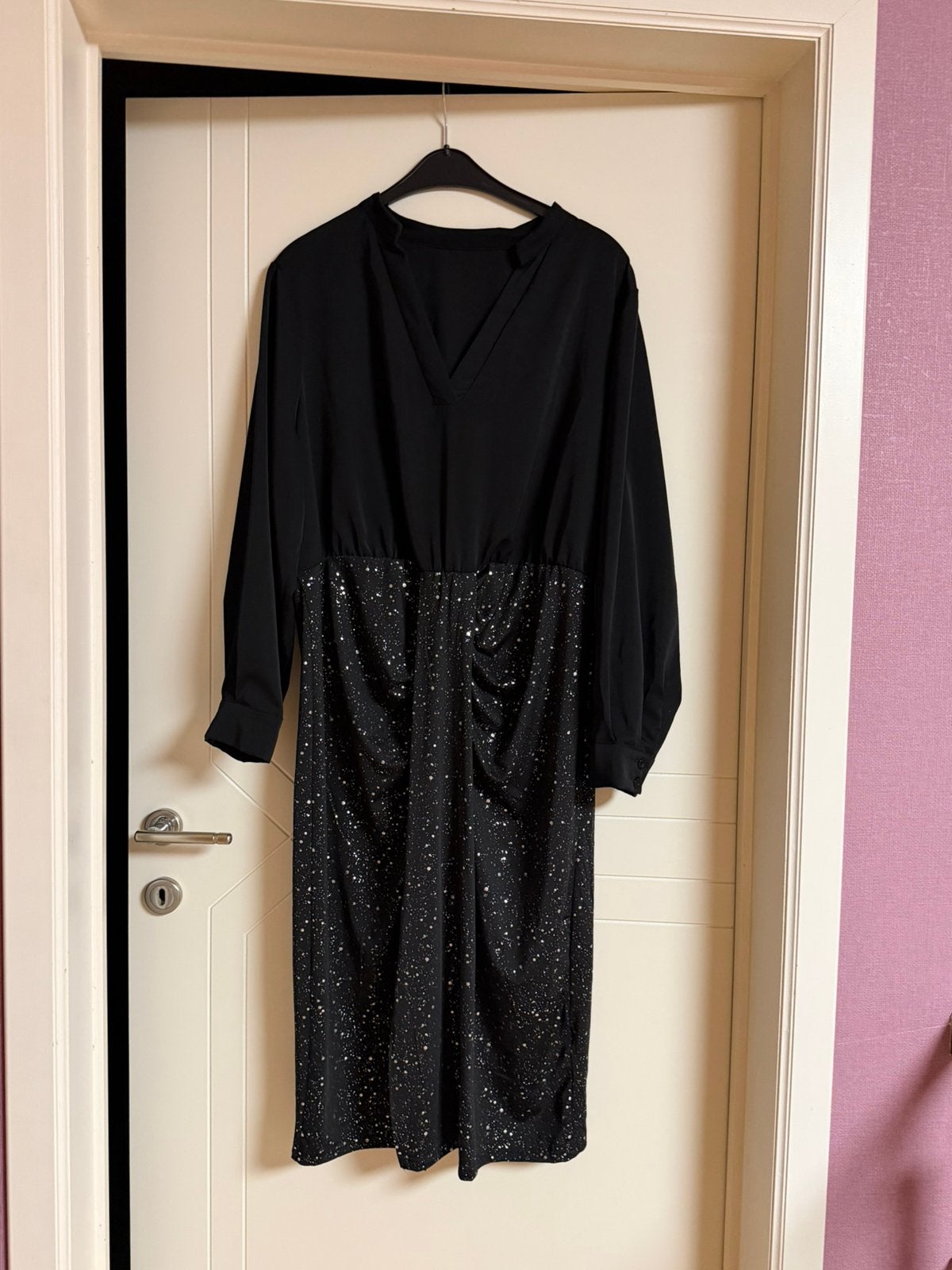 Belle robe élégante pour femme (48/50), Enlèvement ou Envoi, Comme neuf, Robe