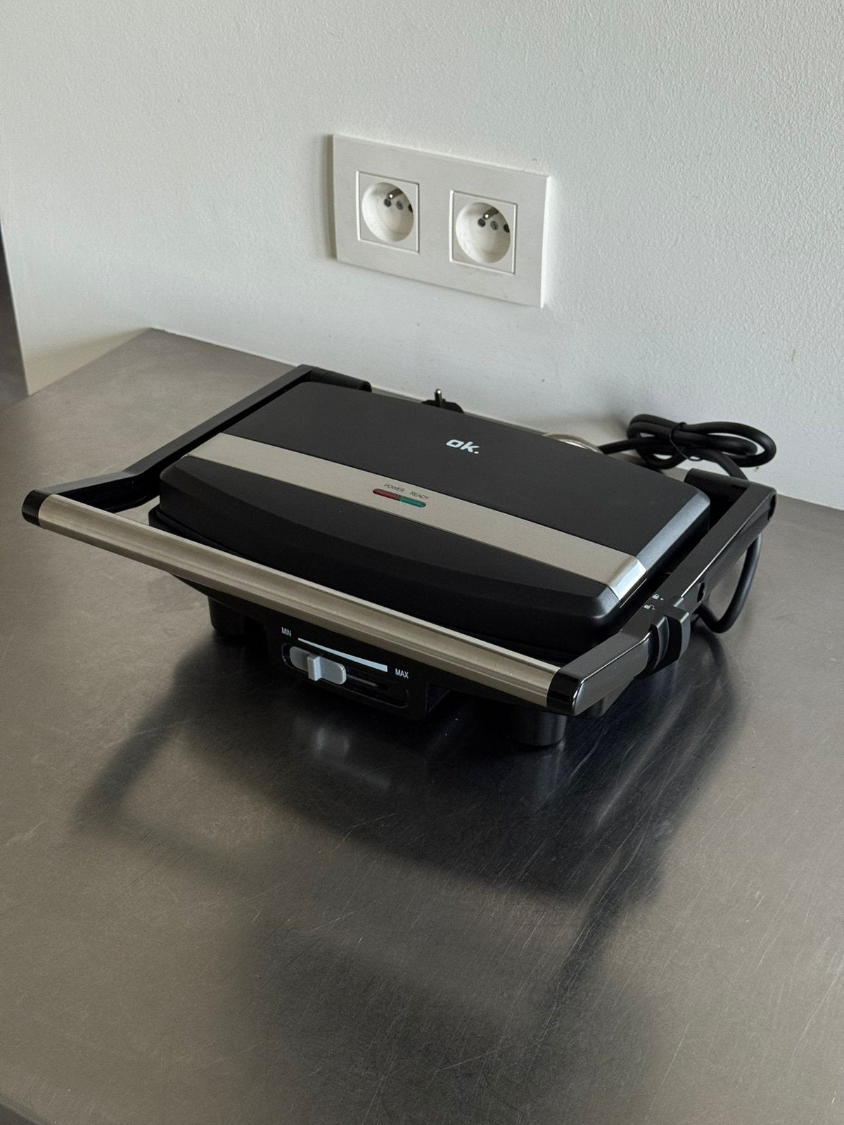Croque monsier machine van OK., niet gebruikt, Enlèvement, Plaques amovibles, Neuf