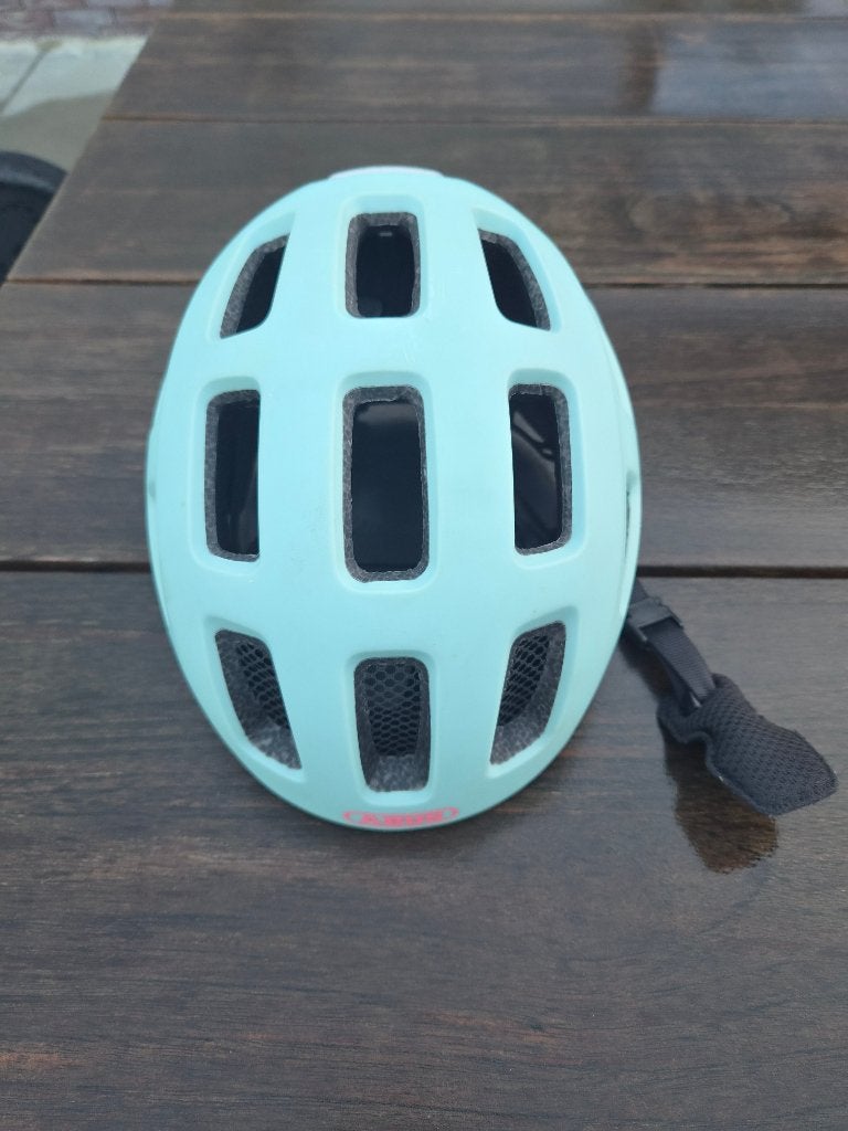 Fietshelm, Fietsen en Brommers, Fietsaccessoires | Fietshelmen, Ophalen of Verzenden, Gebruikt, Jongen of Meisje