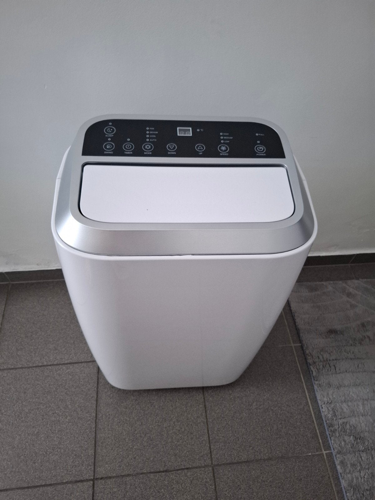 Mobiele airco 9000 BTU (koelen werkt niet!), Elektronische apparatuur, Airco's, Ophalen, Mobiele airco