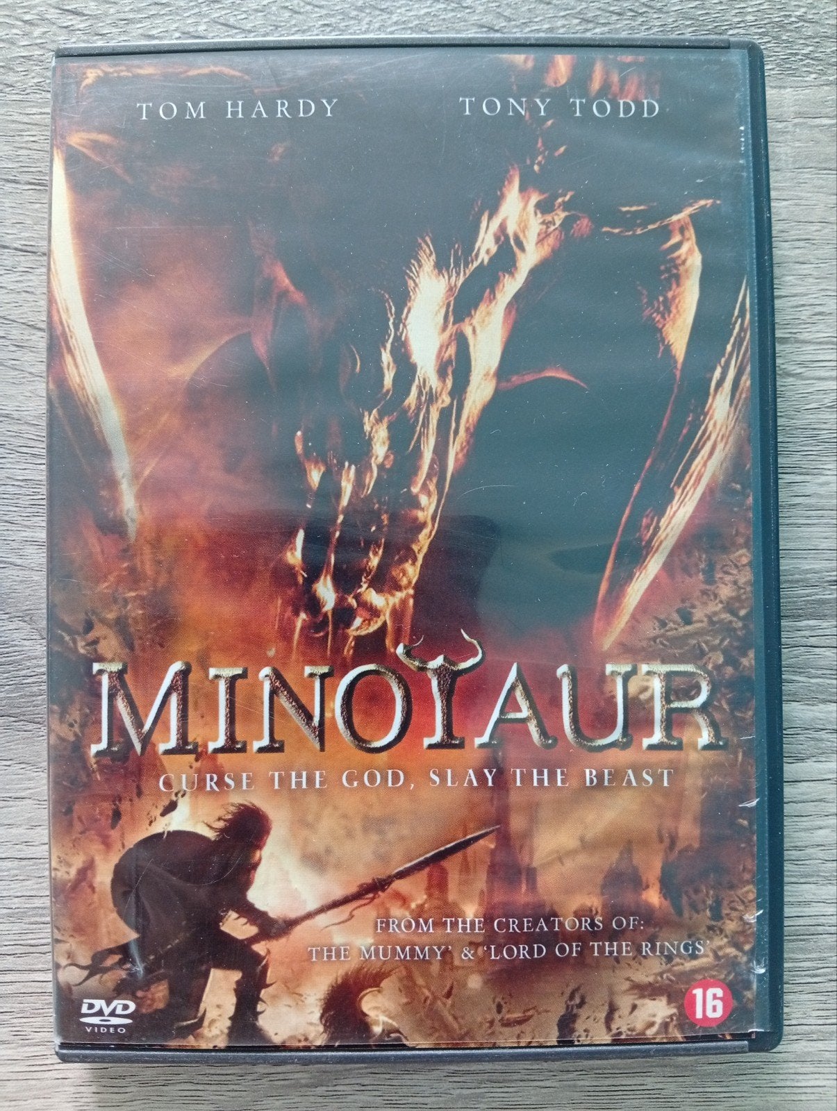 DVD d'horreur Minotaure Tom Hardy, CD & DVD, Enlèvement ou Envoi, Anglais, À partir de 16 ans, Monstres