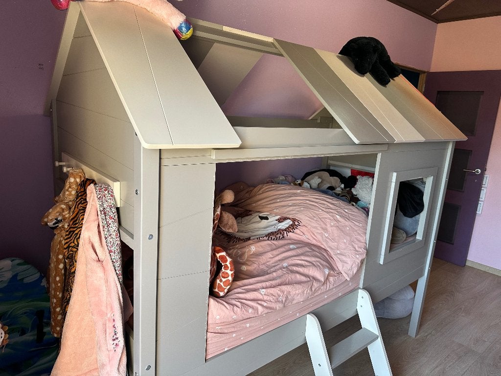 Lit cabane avec sommier, Enfants & Bébés, Chambre d'enfant | Lits, Enlèvement, Utilisé, Lit mezzanine ou Lit superposé