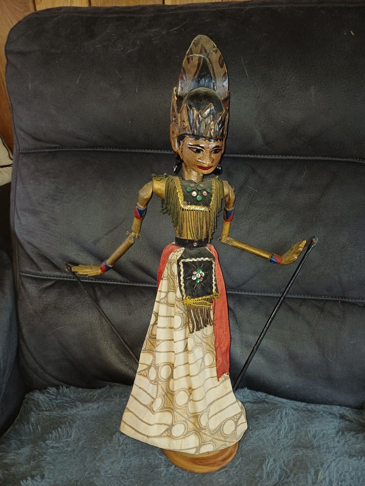 marionnette à tige traditionnelle indonésienne de type Wayan, Enlèvement ou Envoi, Comme neuf