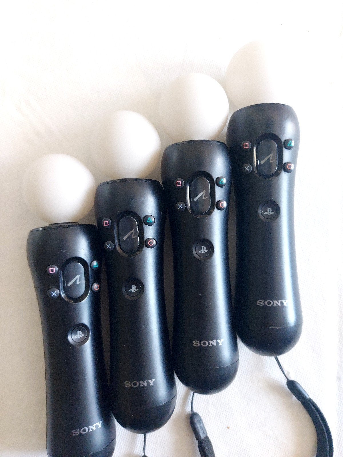 4 psmove Sony originaux, Games en Spelcomputers, Spelcomputers | Overige Accessoires, Ophalen of Verzenden, PlayStation