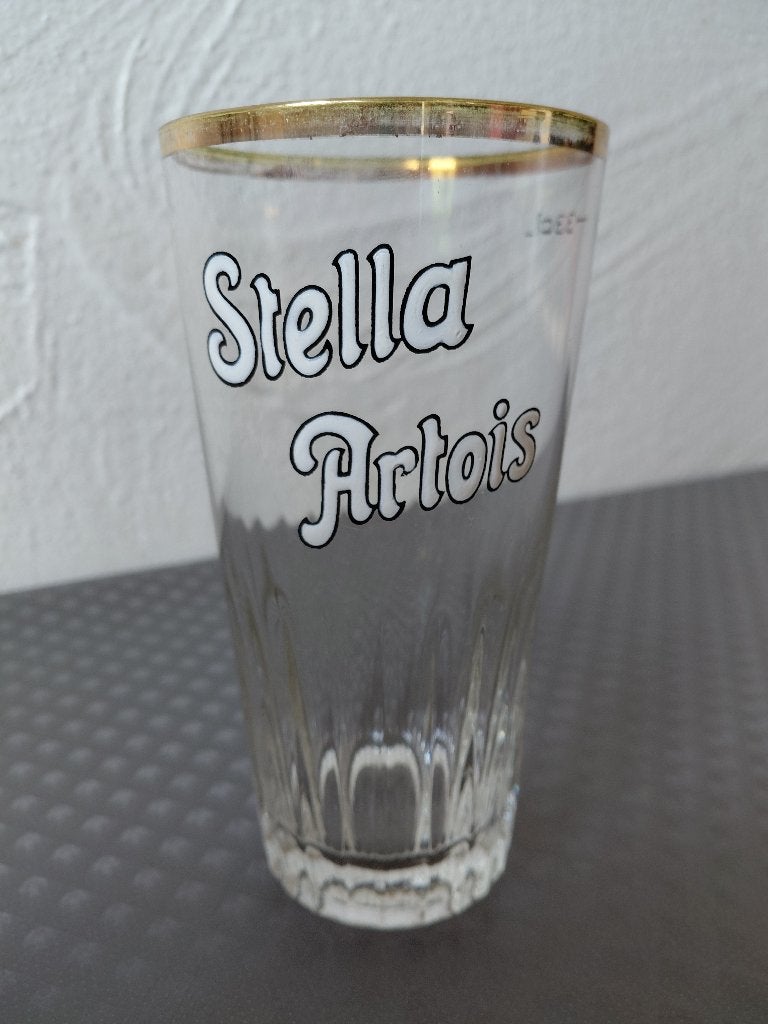 Oud geëmailleerd Stella Artois glas, Collections, Marques de bière, Enlèvement ou Envoi, Comme neuf, Verre ou Verres, Stella Artois