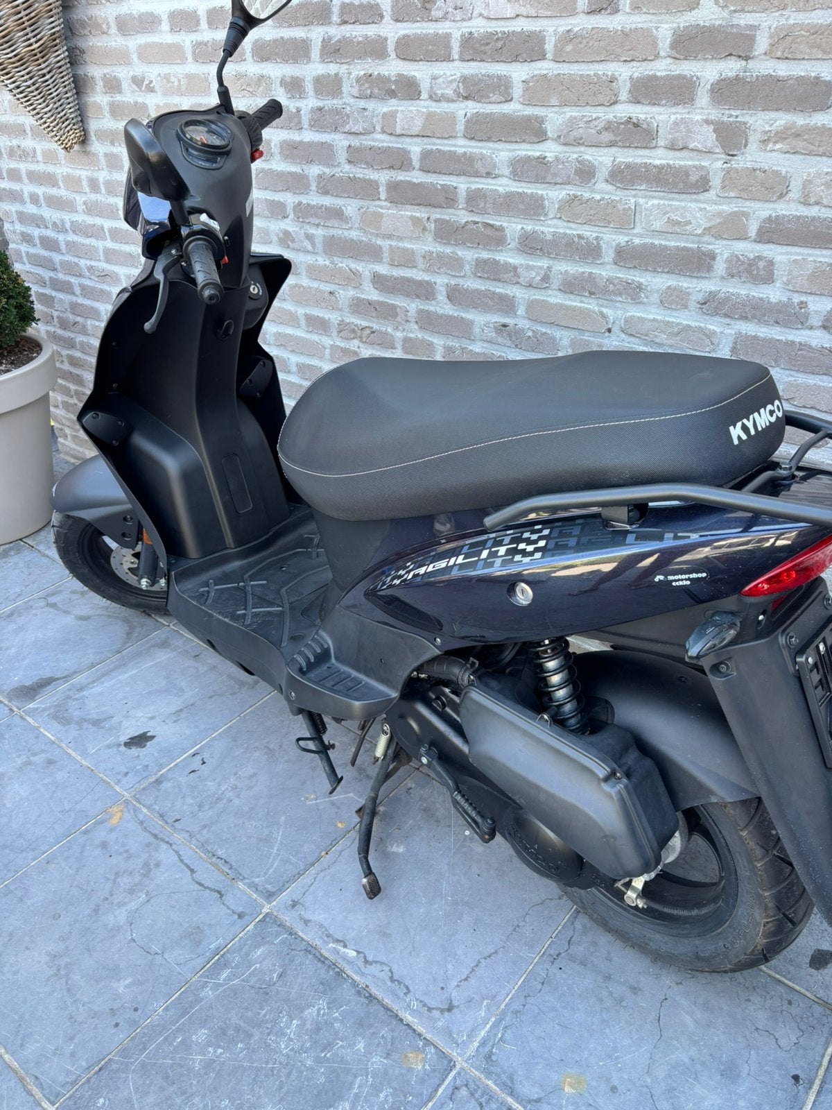 Kymco brommer te koop, Fietsen en Brommers, Scooters | Kymco, Ophalen, Gebruikt, Klasse A (25 km/u), Agility
