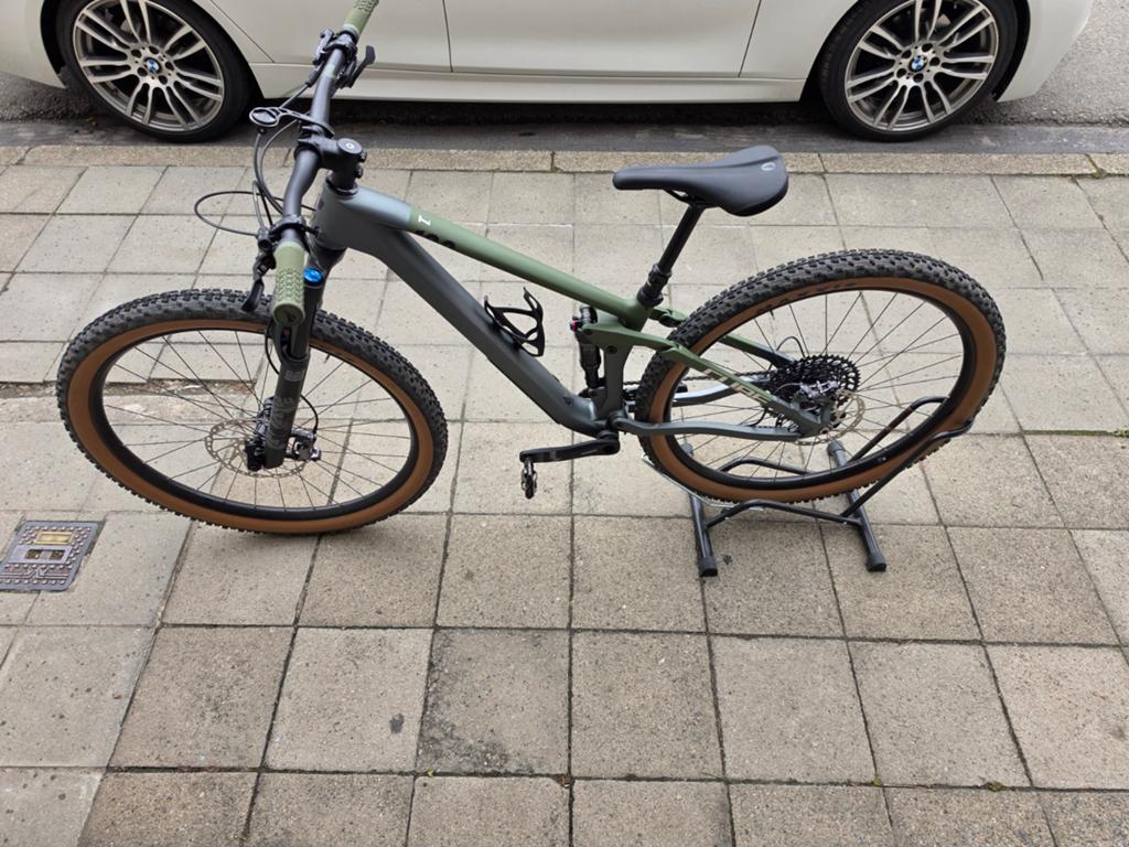 Vtt stéréo carbone, Fietsen en Brommers, Fietsen | Mountainbikes en ATB, Ophalen
