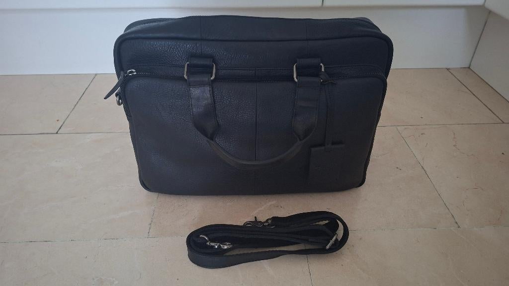 Laptoptas BURKELEY Fundamentals Antique Avery Workbag 15.6", Computers en Software, Laptoptassen, Nieuw, Burkely, Schouderband