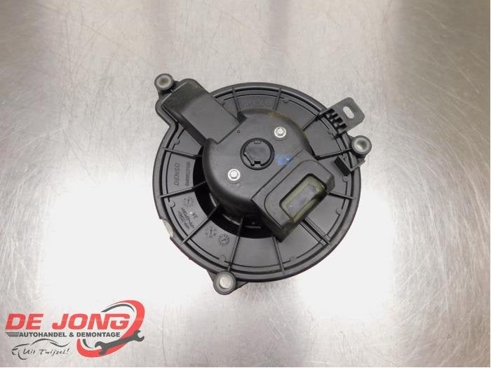 Moteur de ventilation chauffage d'un Iveco New Daily, -, 3 mois de garantie, Utilisé, Autres marques automobiles