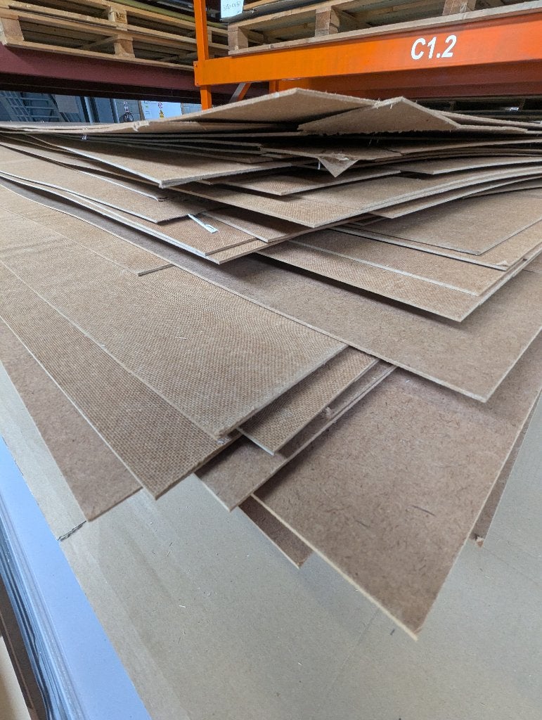 Hardboard 2,2 MM, Doe-het-zelf en Bouw, Ophalen, Zo goed als nieuw, Overige materialen, Minder dan 20 mm