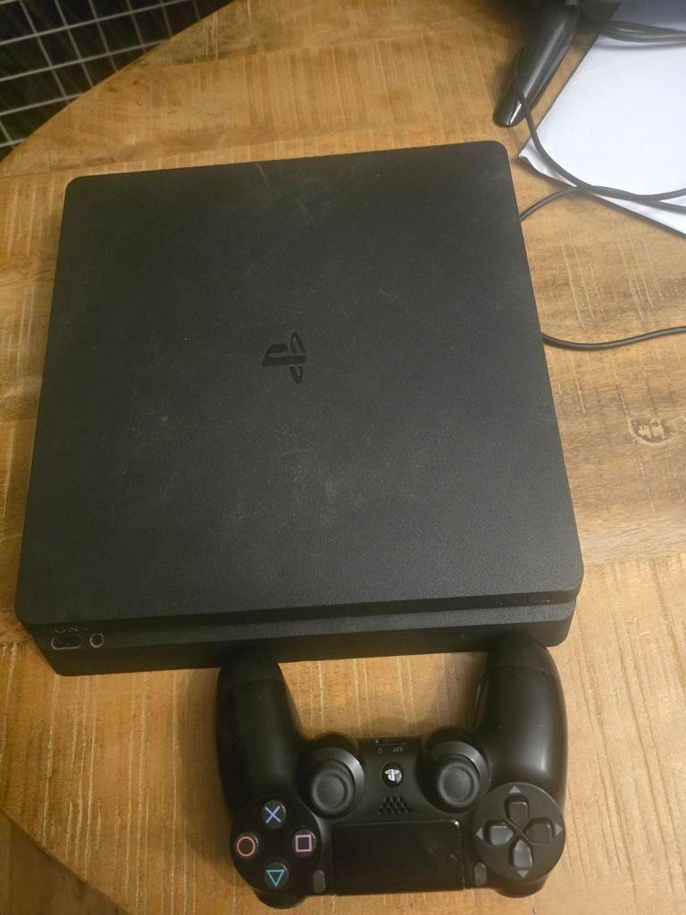 Ps4 + 1tb hdd, Ophalen of Verzenden